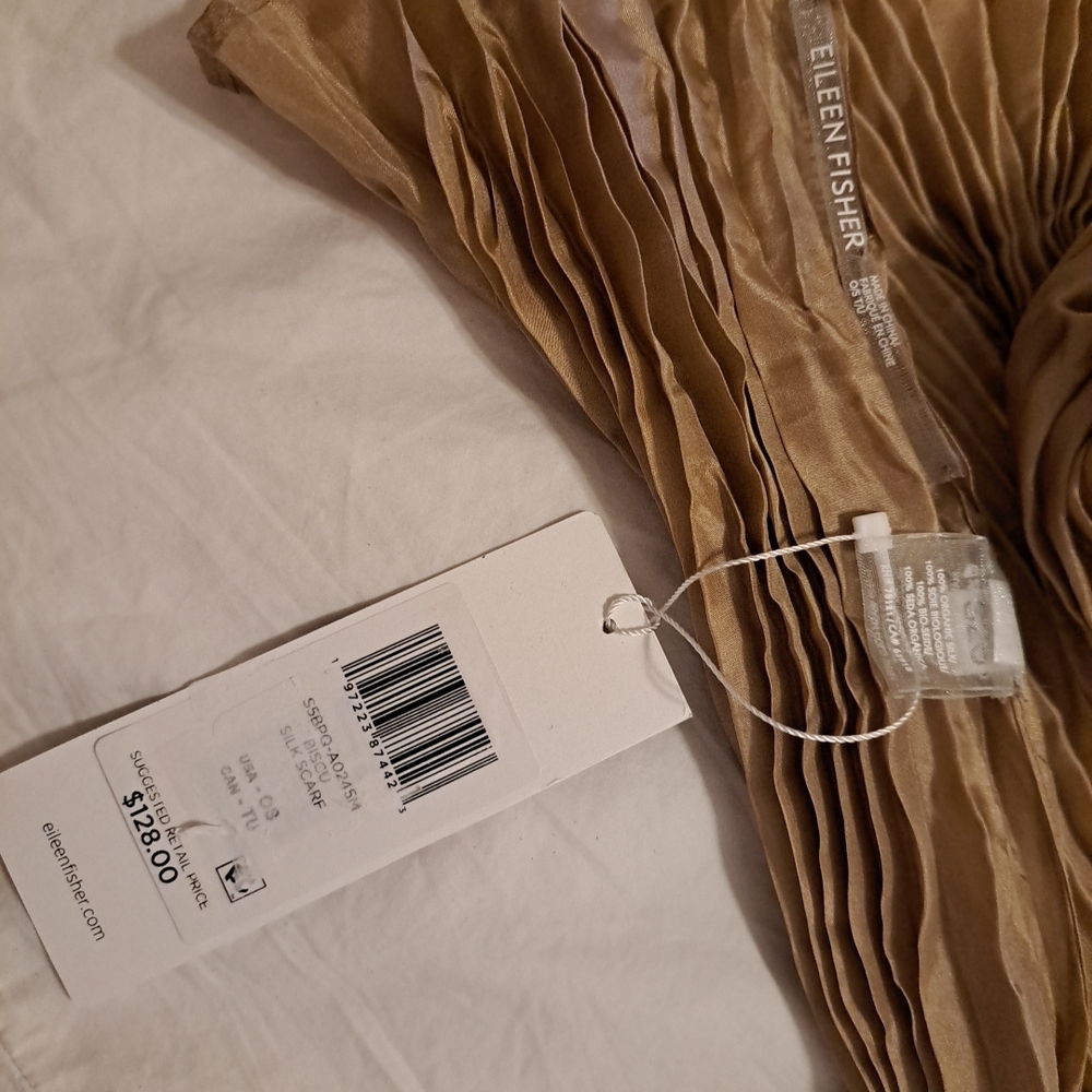 NWT Eileen Fisher Scrunch Silk Scarf In Biscu Beige - Picture 3 of 4